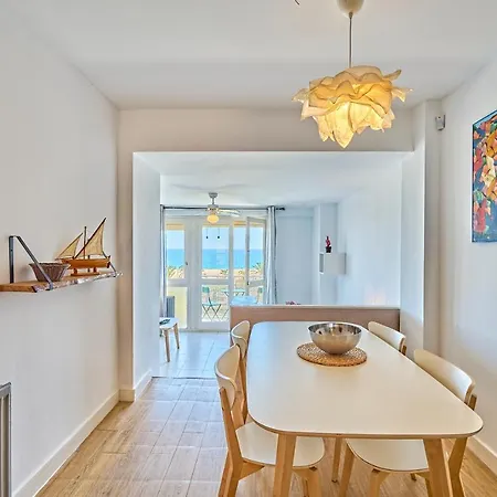 Fantastico Alojamiento Junto Barcelona Y Playa شقة *